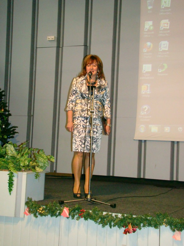 Konferenciu  viedla riaditeľka školy a súčasne projektová manažérka  PaedDr.Eva Pillárová