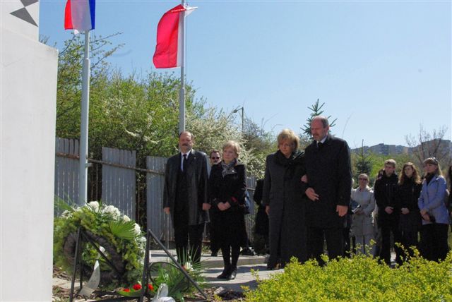 Primátor mesta a starosta mestskej časti položili pietne vence