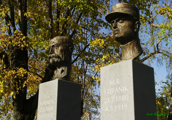 Pamätník T.G.Masaryka a M.R.Štefánika 
