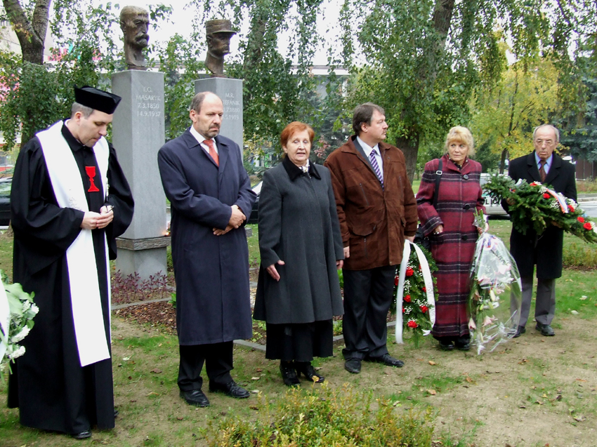 spomienkové zhromaždenie pri príležitosti 90. výročia vzniku Československa