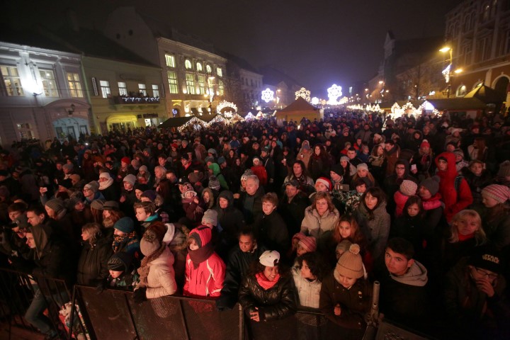 Dobroty, punč a pravá vianočná atmosféra prilákali množstvo Košičanov