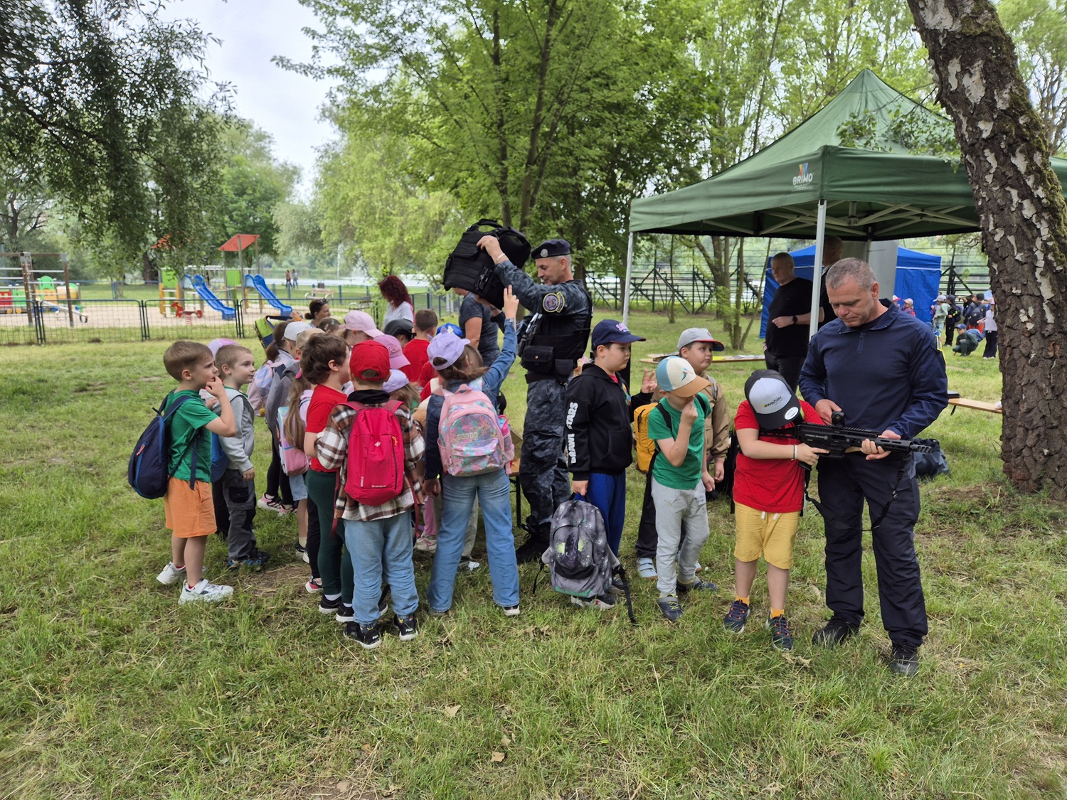 Mestská polícia v júni nezaháľala: Preventisti pripravili pre deti zážitky na policajnej stanici aj na pláži
