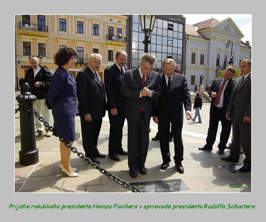 Dlaždica v okolí Dómu sv. Alžbety bude pamiatkou na návštevu rakúskeho prezidenta v našom meste