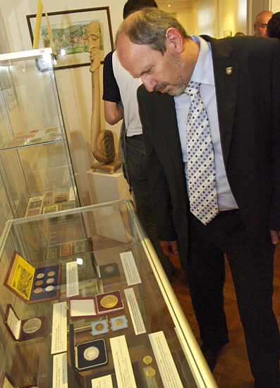 primátor Košíc František Knapík pri prehliadke výstavy