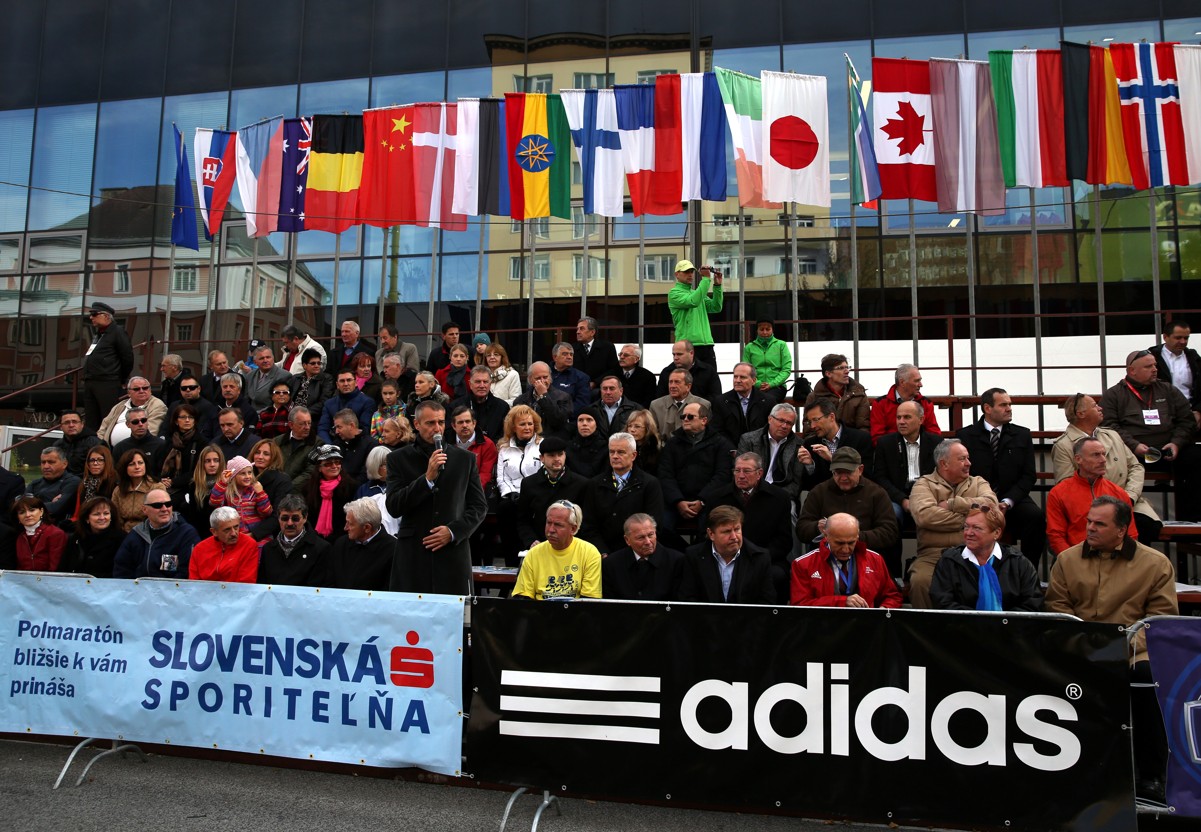 Trať Košického Medzinárodného Maratónu Mieru Pokoril Rekordný Počet Bežcov Oficiálne Stránky