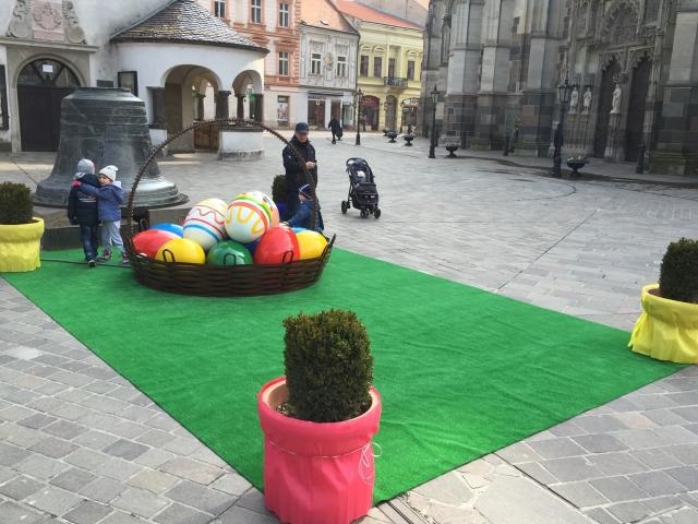 Veľkonočná atmosféra na Hlavnej ulici