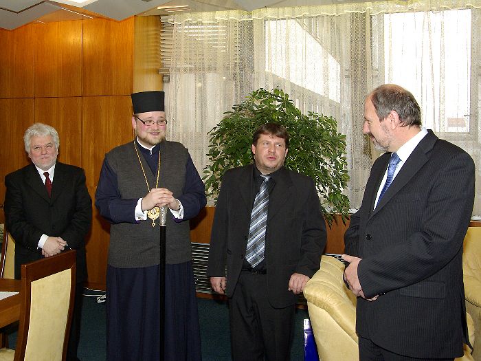 Skautov spolu s primátorm privítal aj biskup pravoslávnej cirkvi Juraj Stránsky
