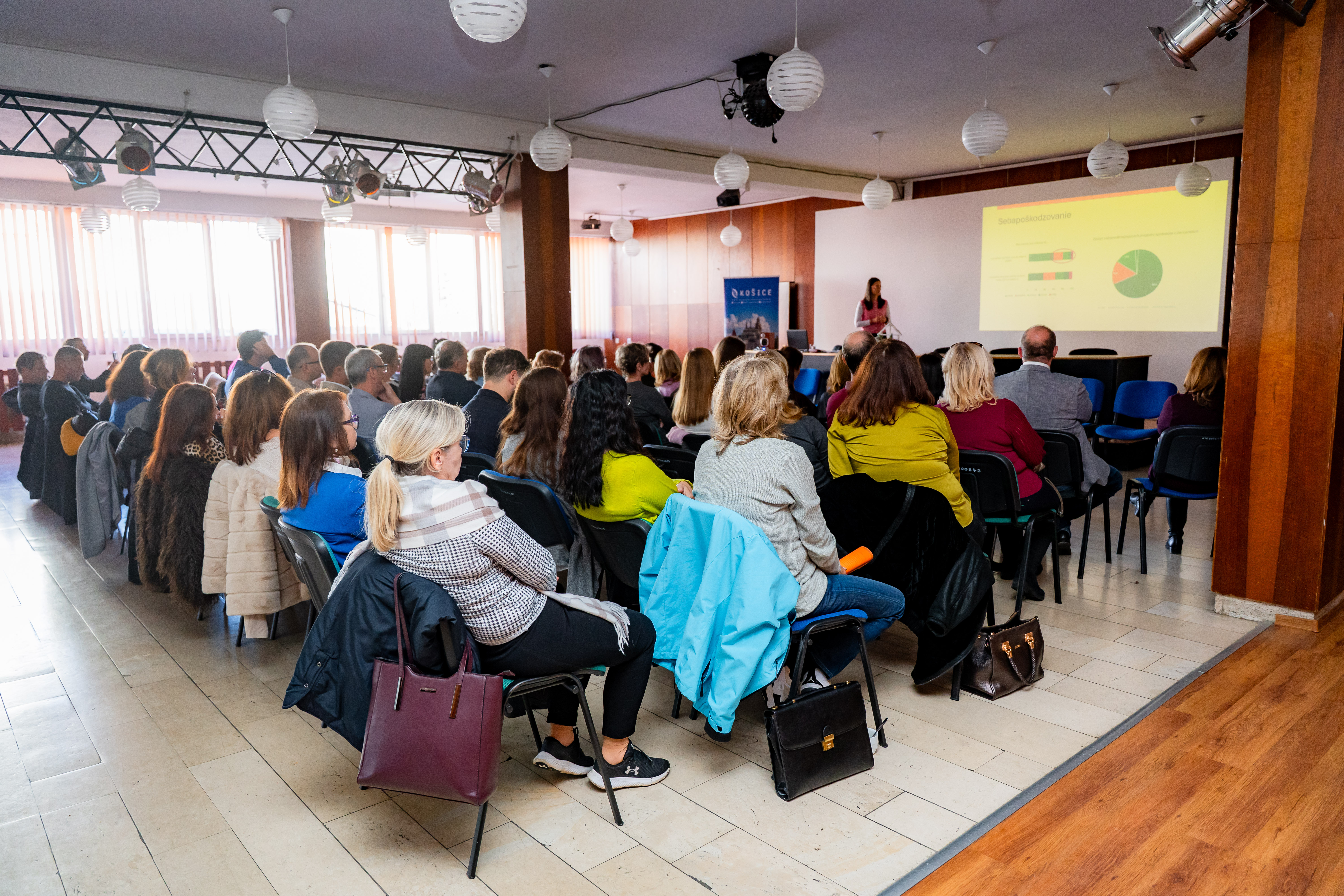 Zástupcovia FF UPJŠ prezentovali výsledky prieskumu riaditeľom ZŠ