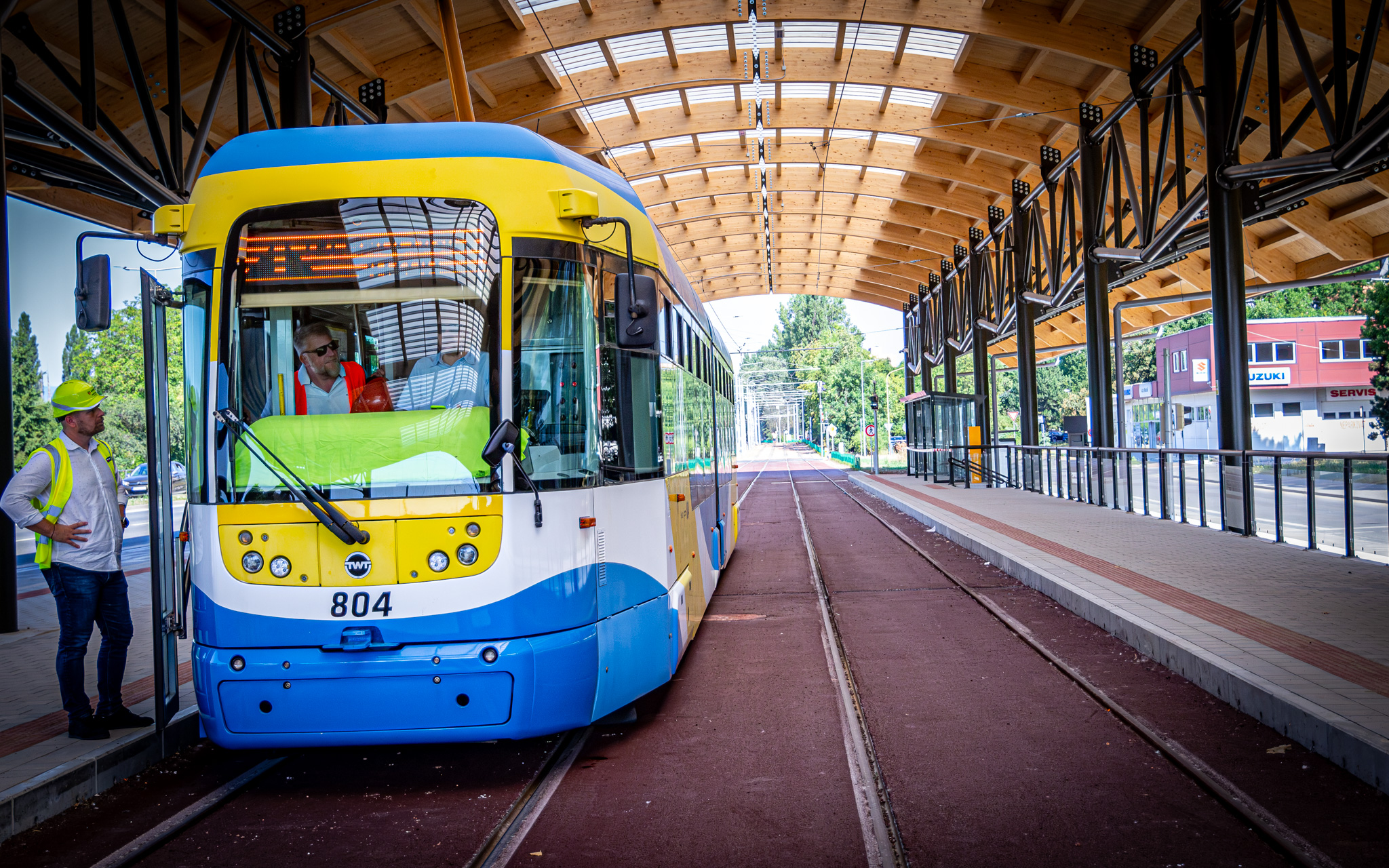 Električková trať na Jazere je dokončená