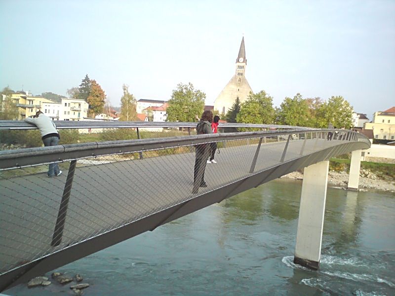 Euromost cez rieku Salzach spojil Rakúsko s Nemeckom