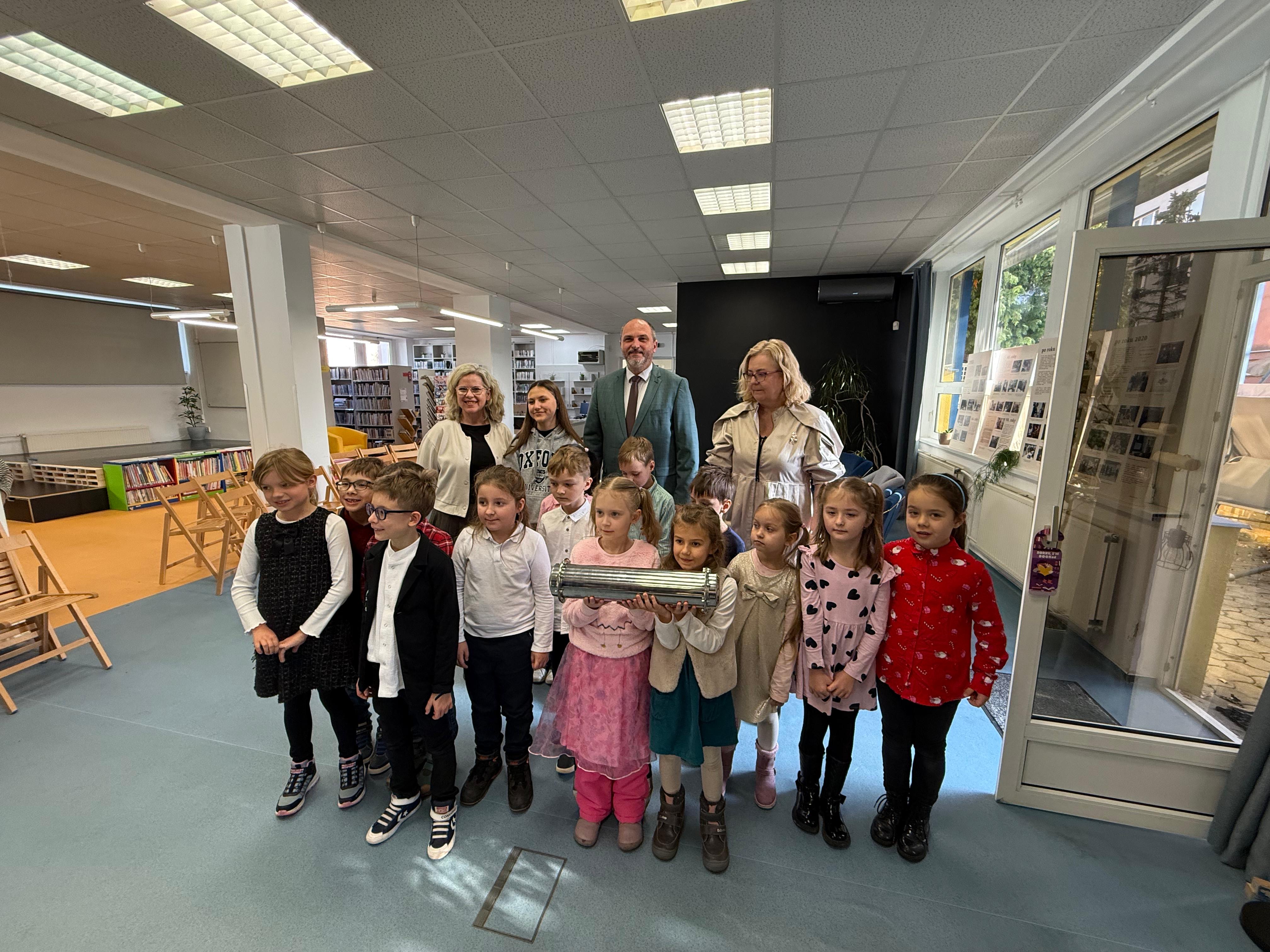 16725f57-8baa-45f9-8b45-f6d65b6a0f08