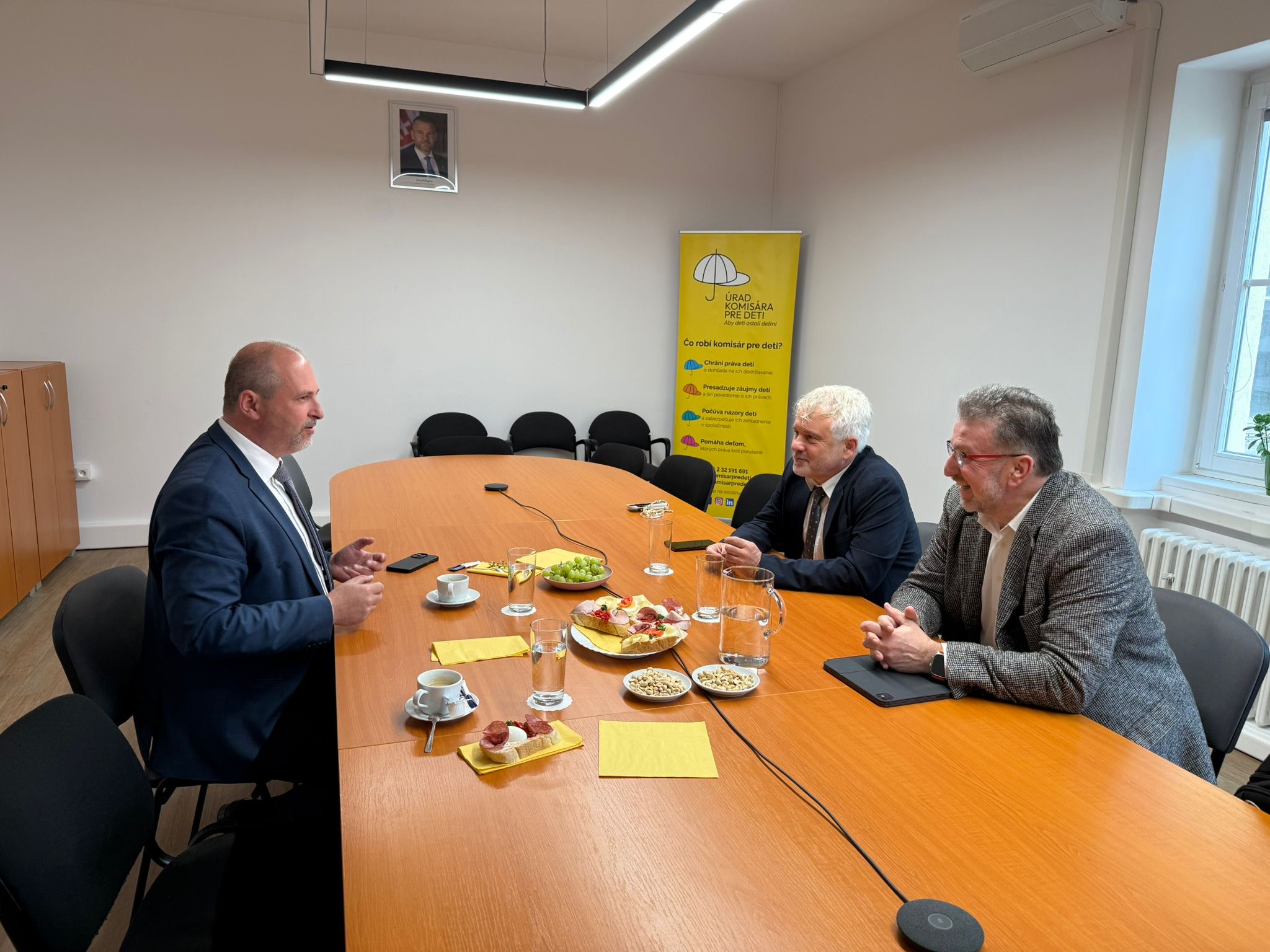 fb9f0196-4168-4adc-b861-ab1c36fad6c4