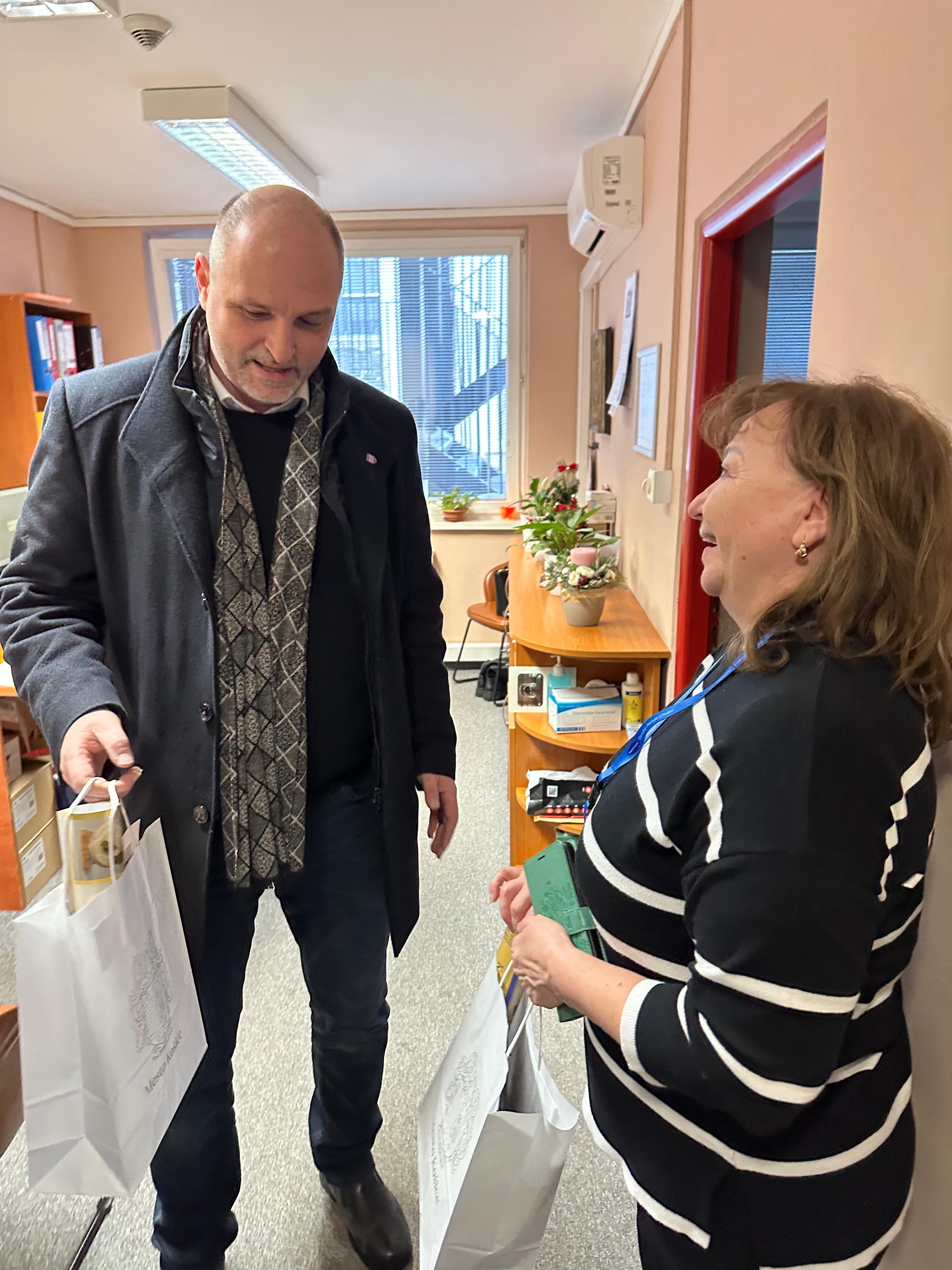 75d4f518-ad88-4fbe-9078-a1d651690690