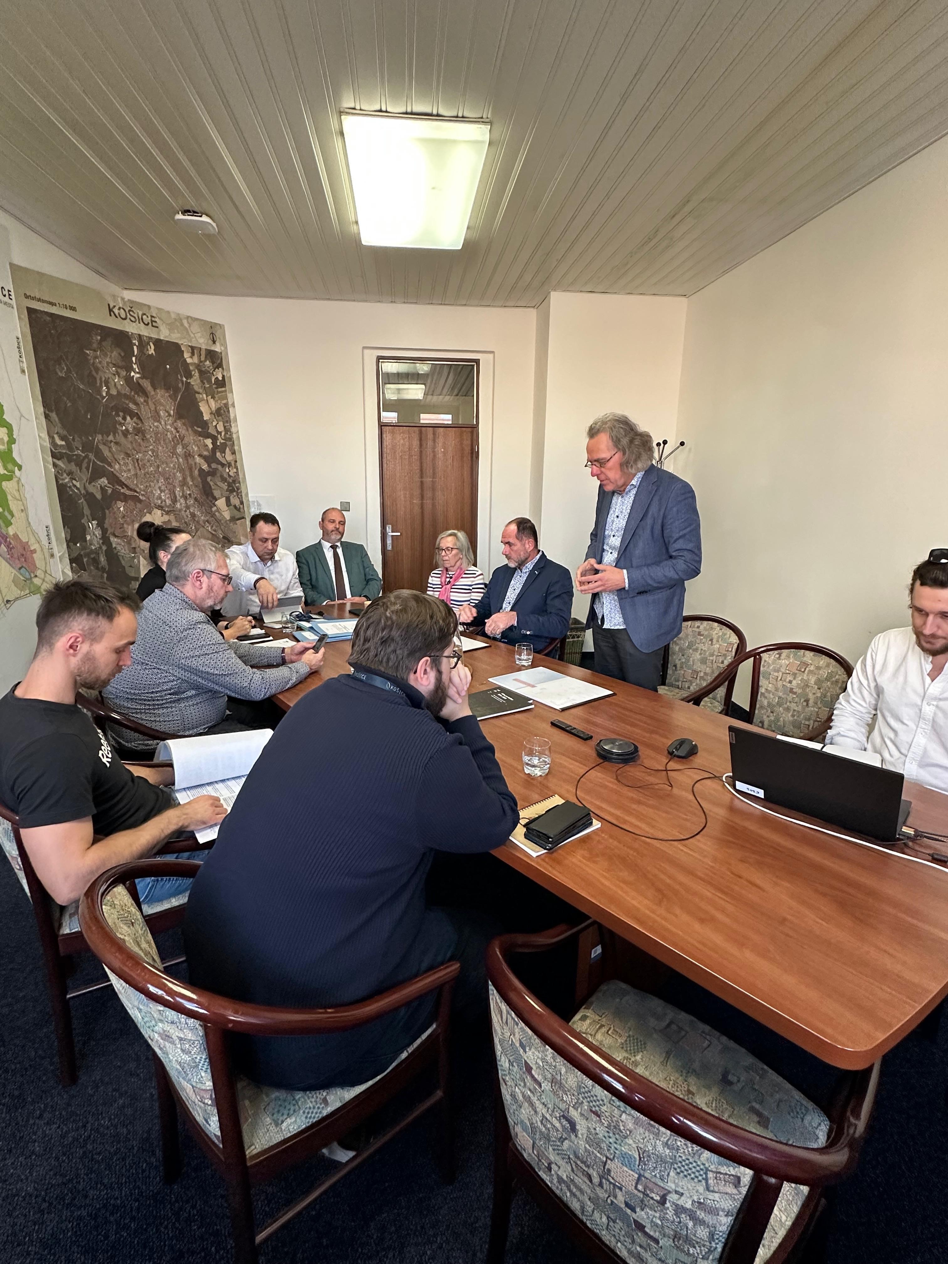 Pracovné stretnutie ku štúdii uskutočniteľnosti železničných podjazdov