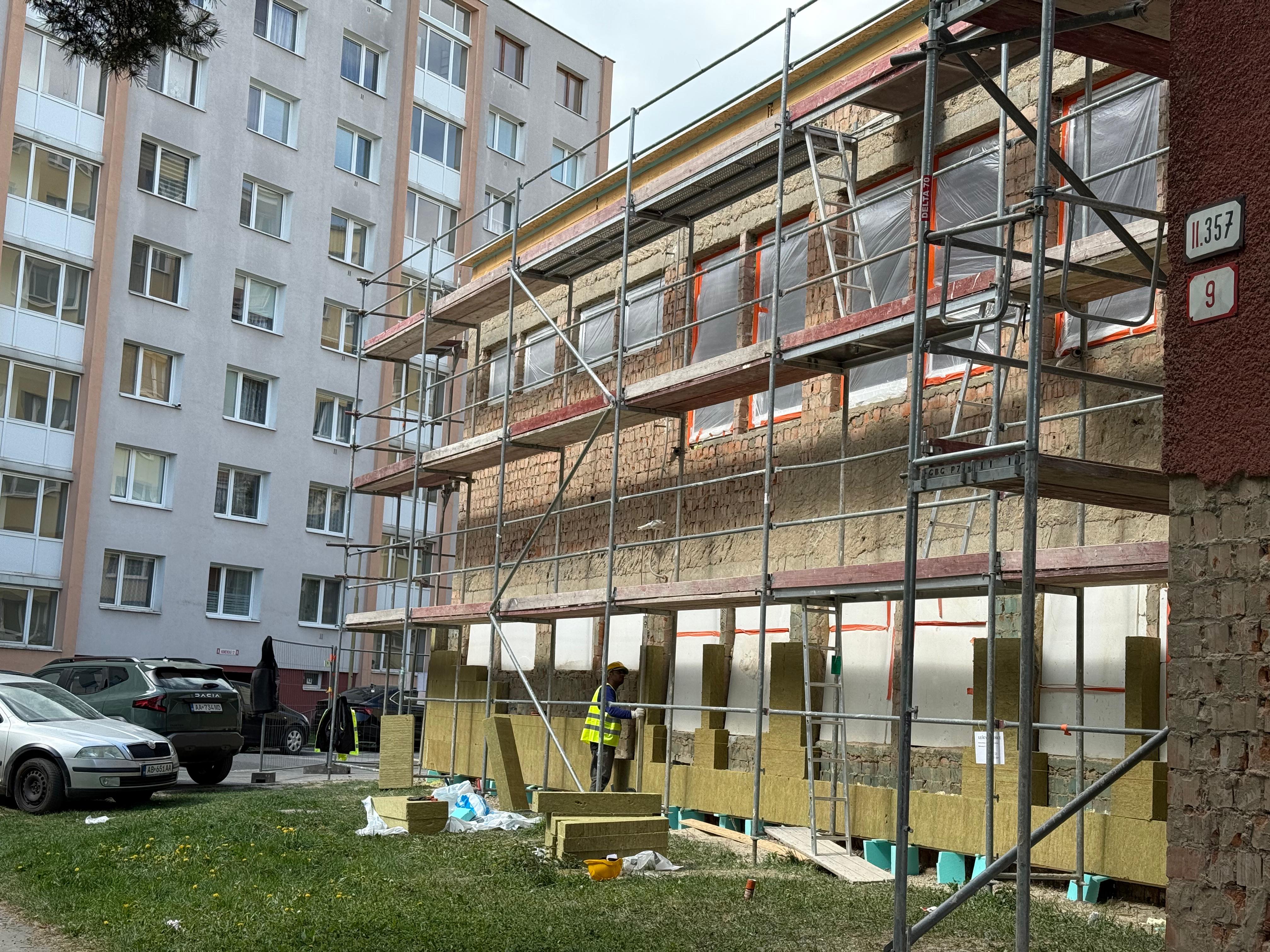 b262caea-e03f-45be-980a-140ec521c9b5