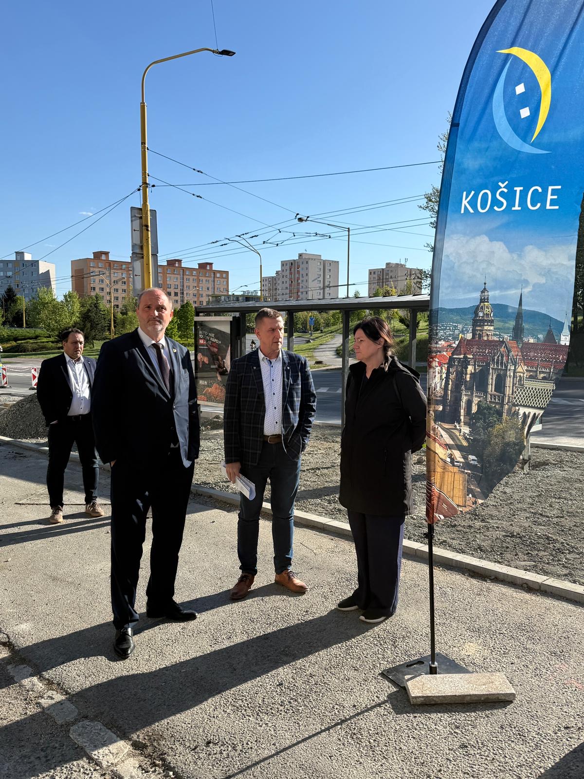 adf616e7-50d4-4aca-9cae-12c1556b58e6