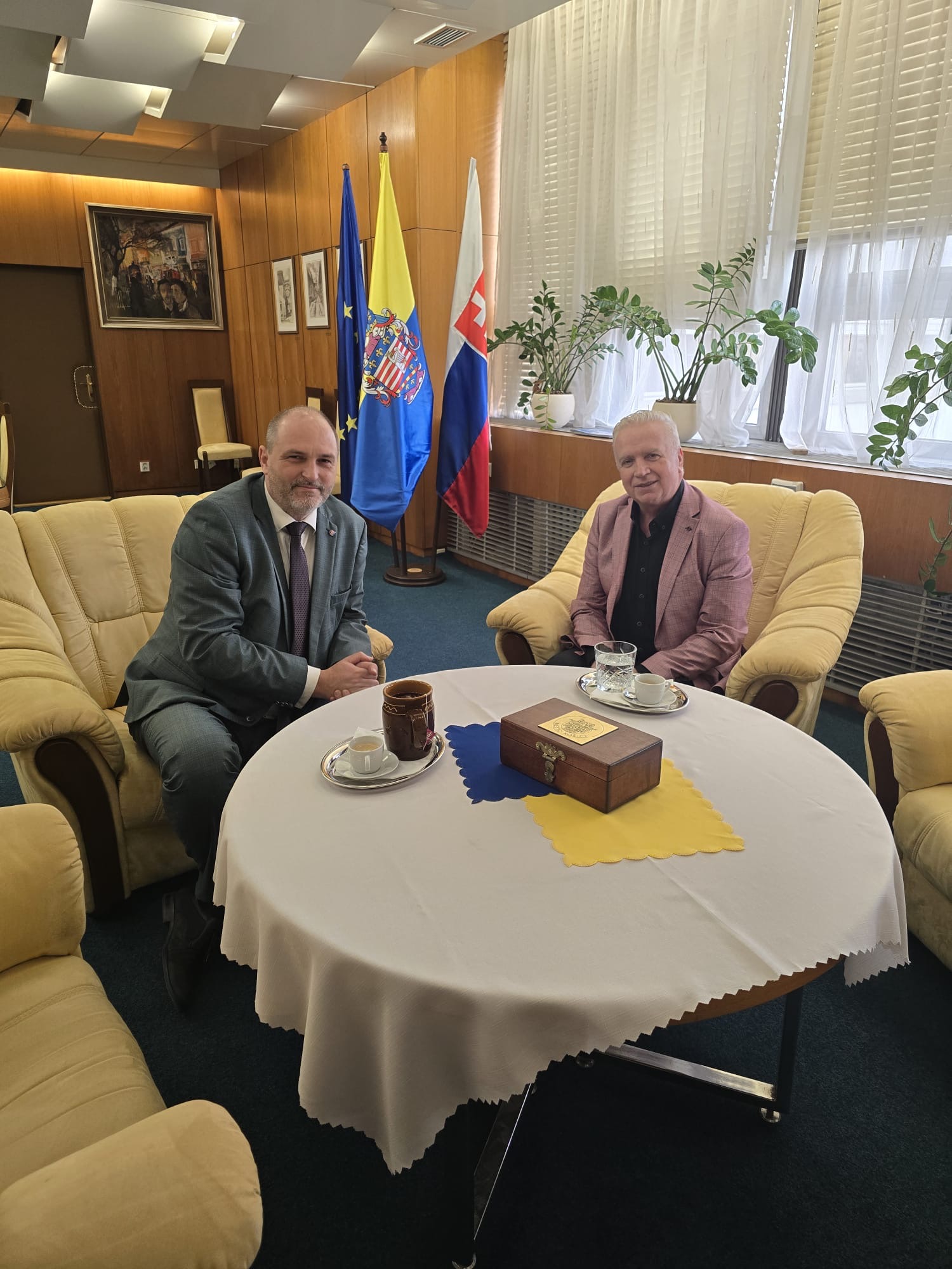 2435bf30-abd5-45b1-b0e6-03cade101854