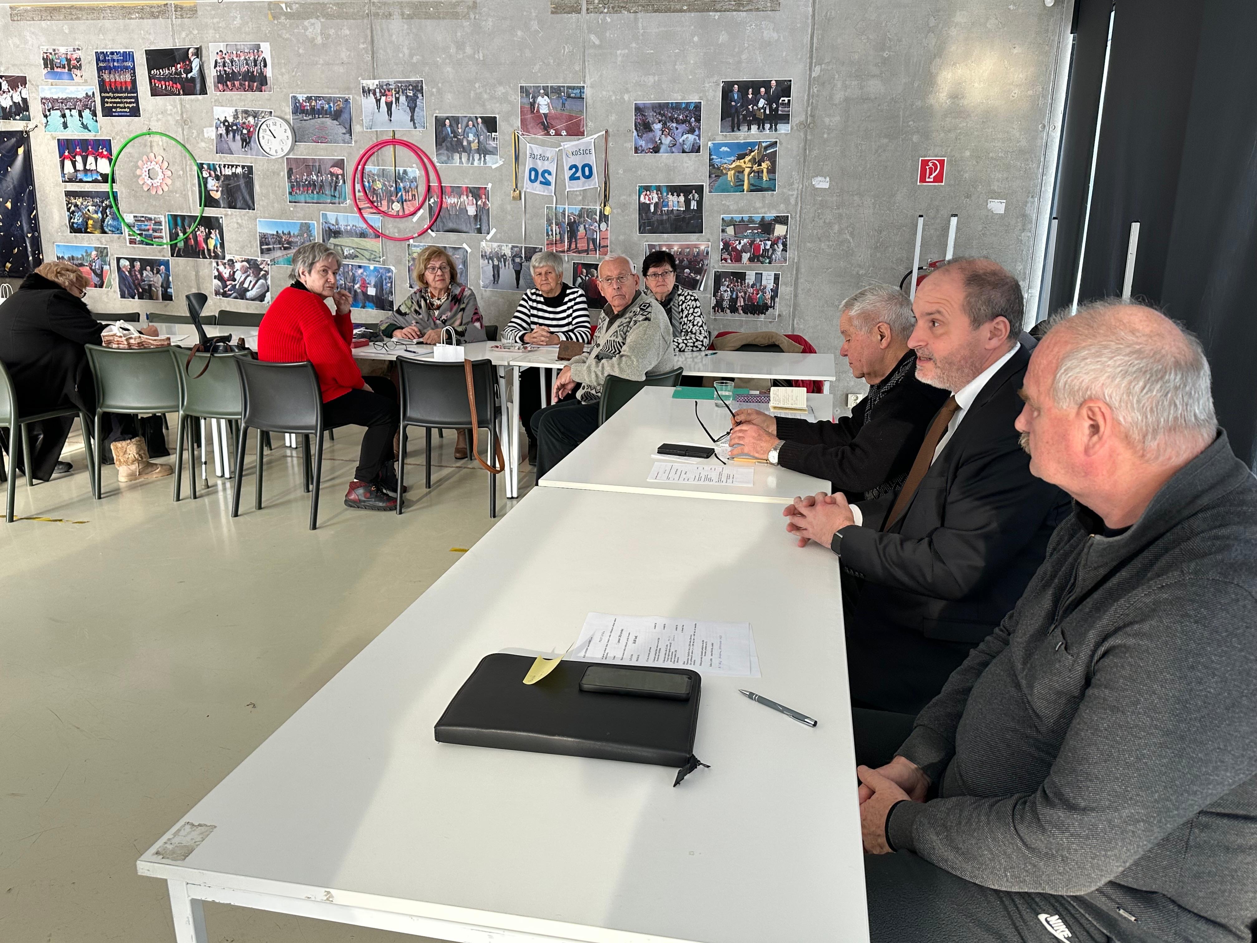 6fc4b413-ef7c-4a75-a5fc-caa6037d3ff0