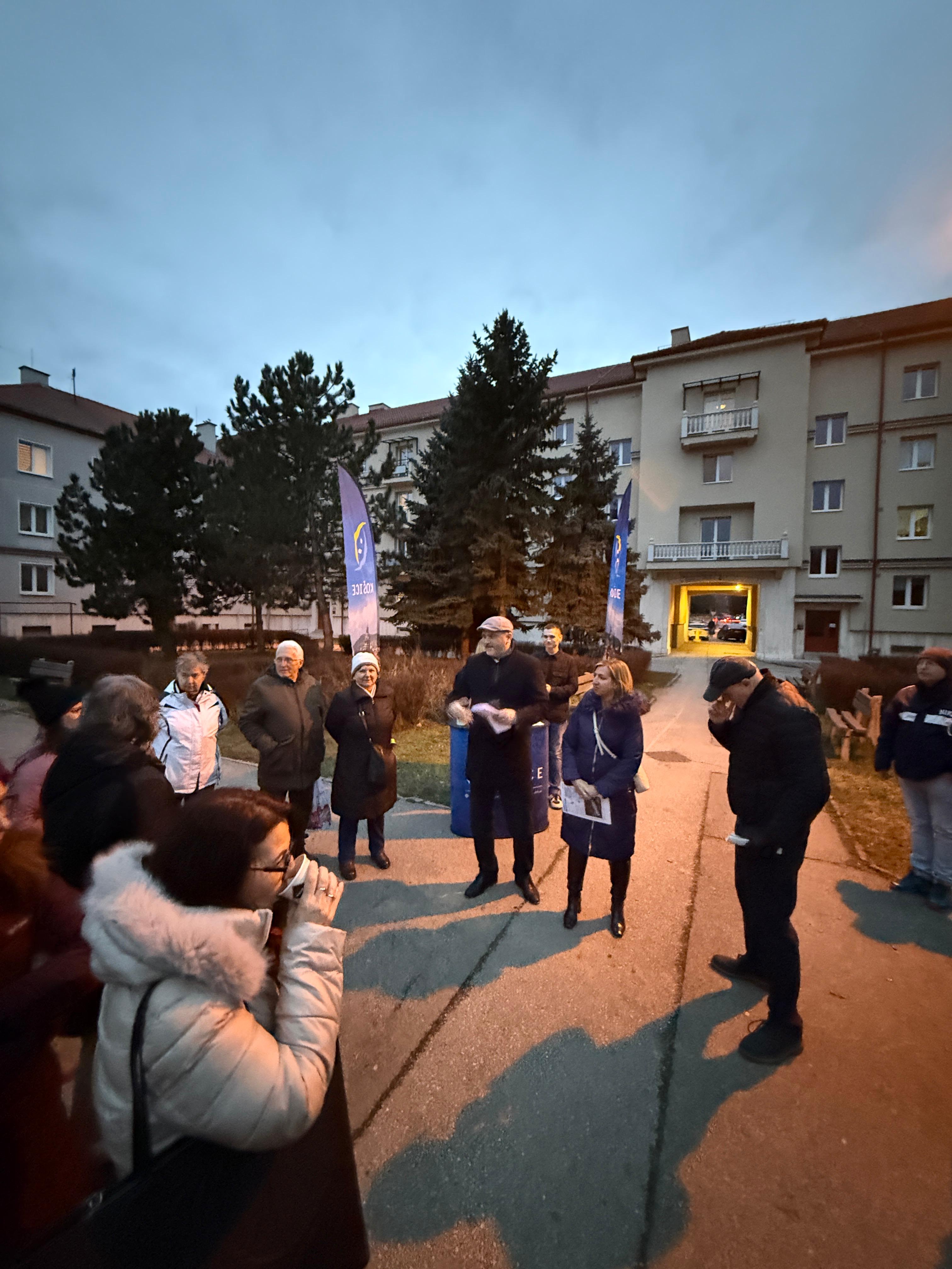 8d26f724-cb32-4401-8325-0d79a2f528c0