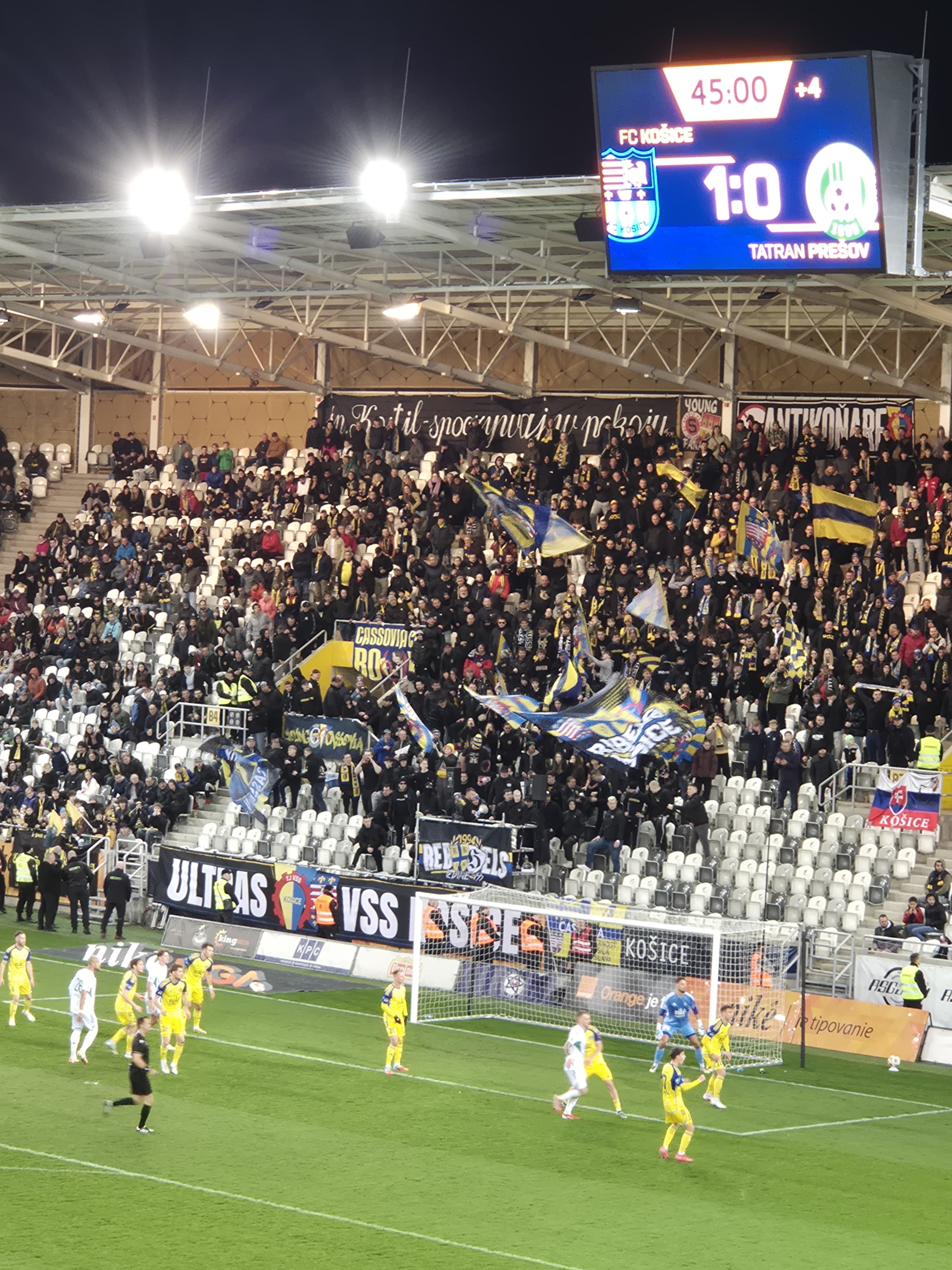 F5A23B34-7655-4DFE-A538-6F856BE4AD3E