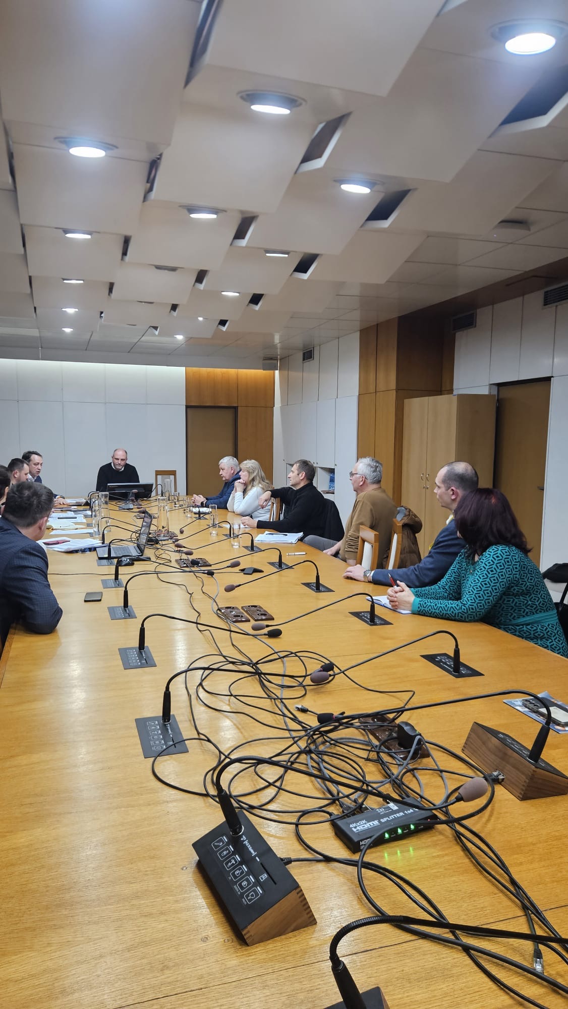 c79cf268-1982-4cae-bbcd-4a4a4693661b