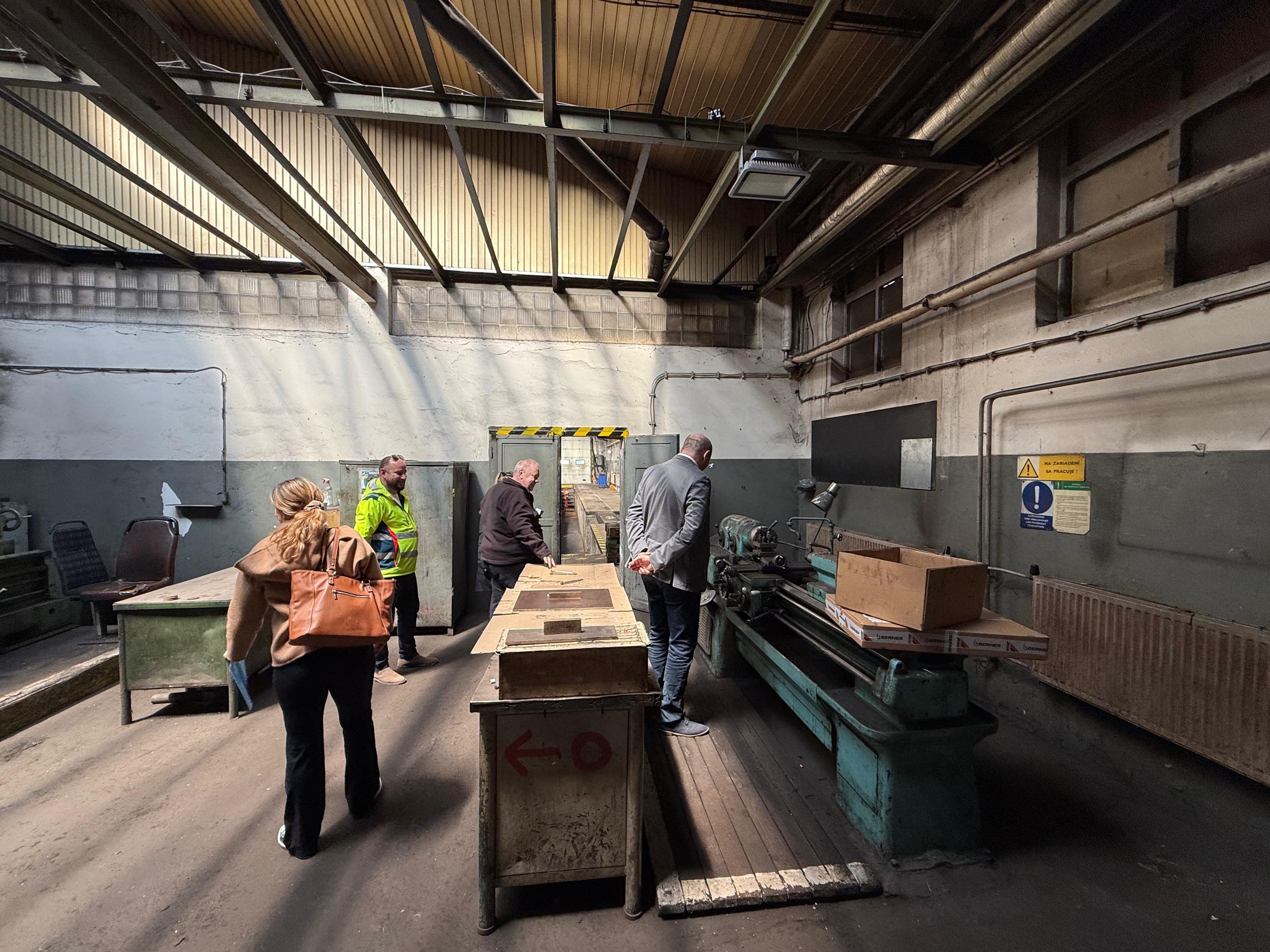 02abc391-c4cd-4d0d-bdd0-d0472418d79b