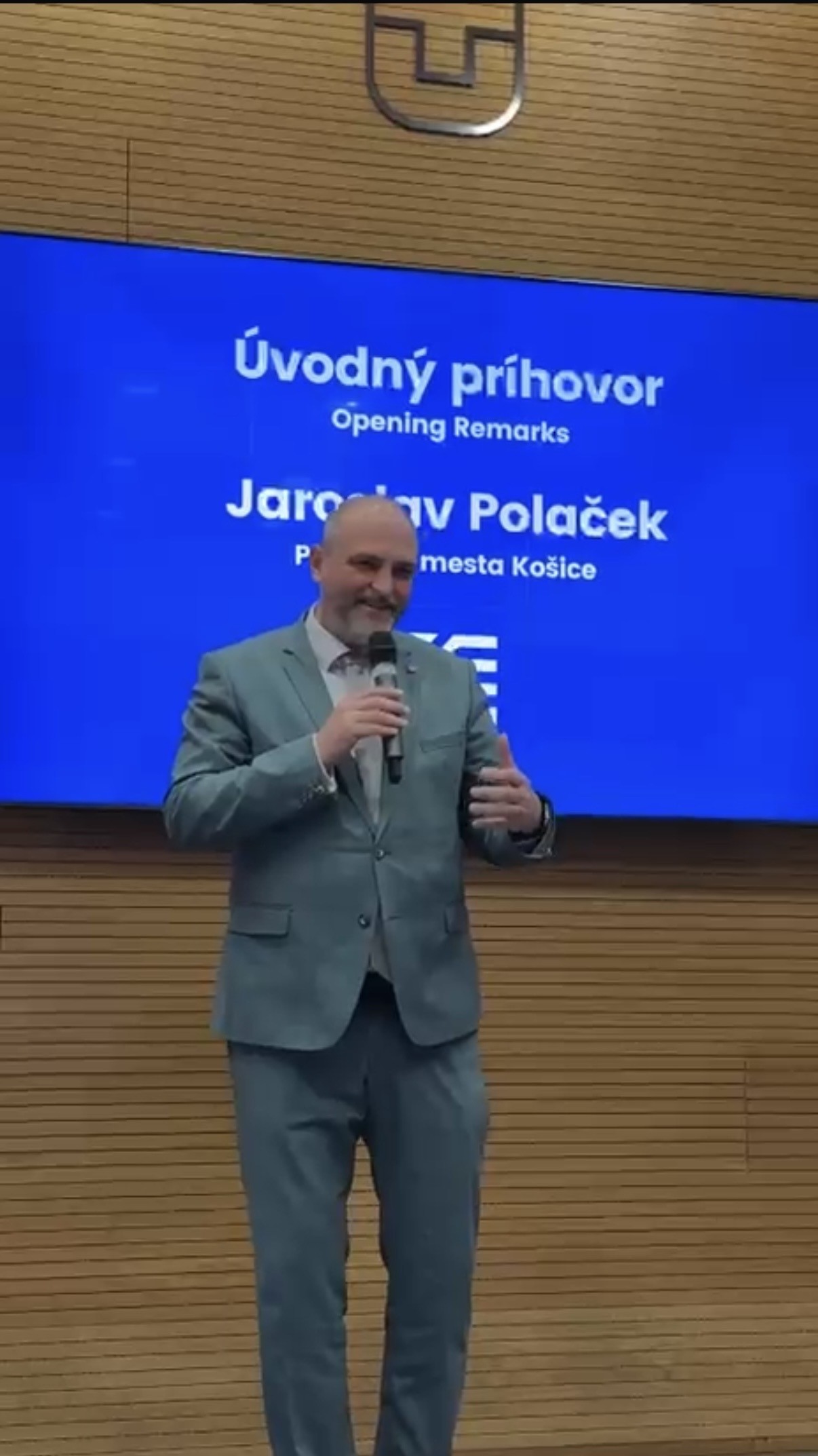 3363cd58-9816-4d54-a7ec-b65103ca2a0d