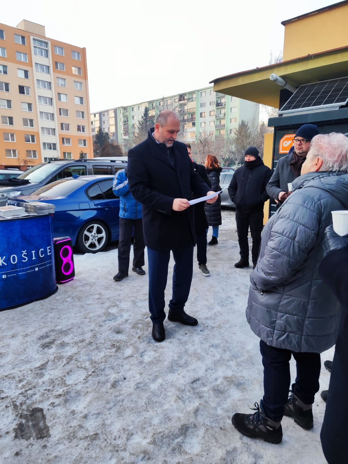 fe1f6904-0491-4977-bac7-3f221a863819