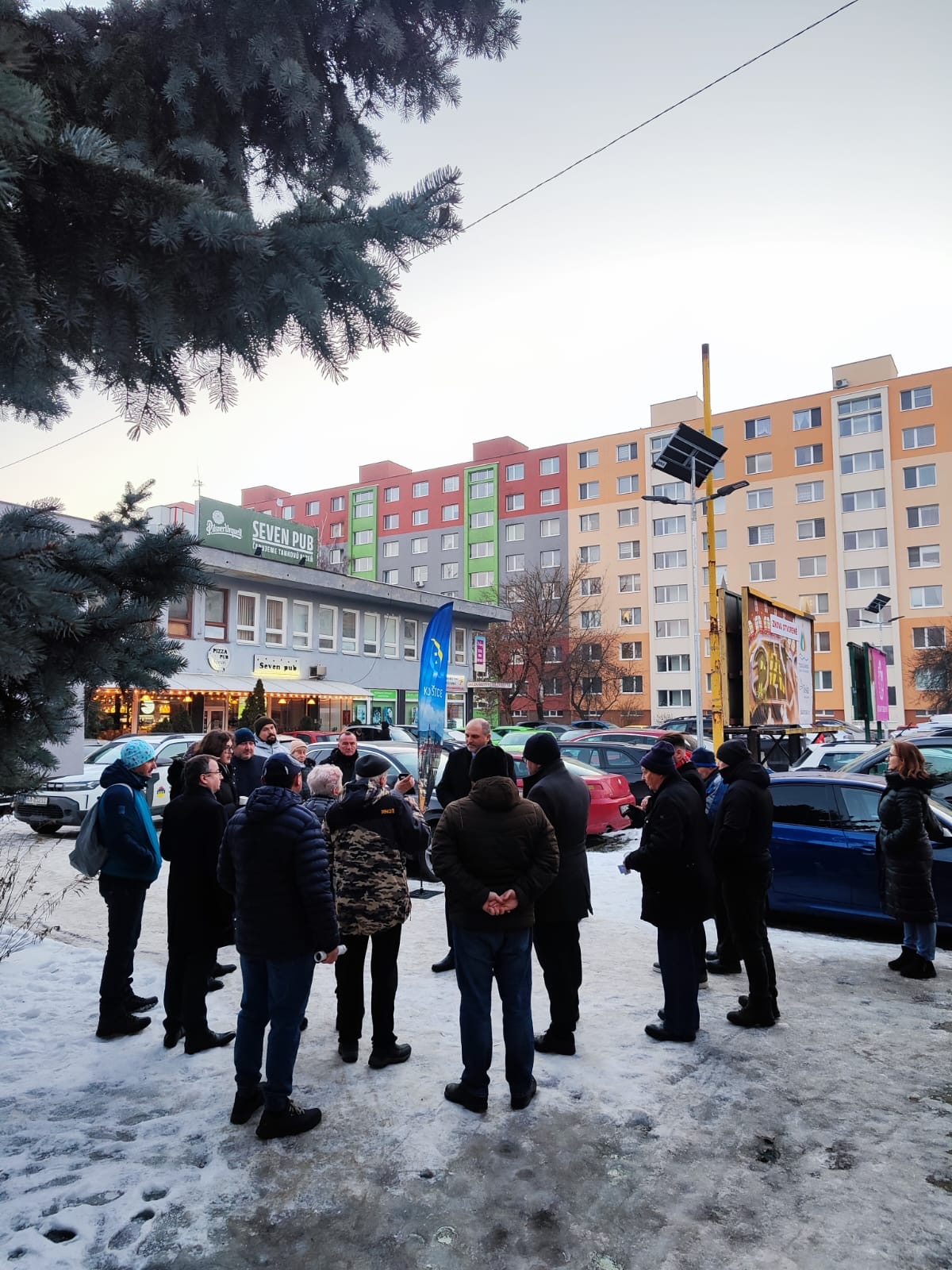 e6c514a6-6515-487e-9576-12c8ec005f1d