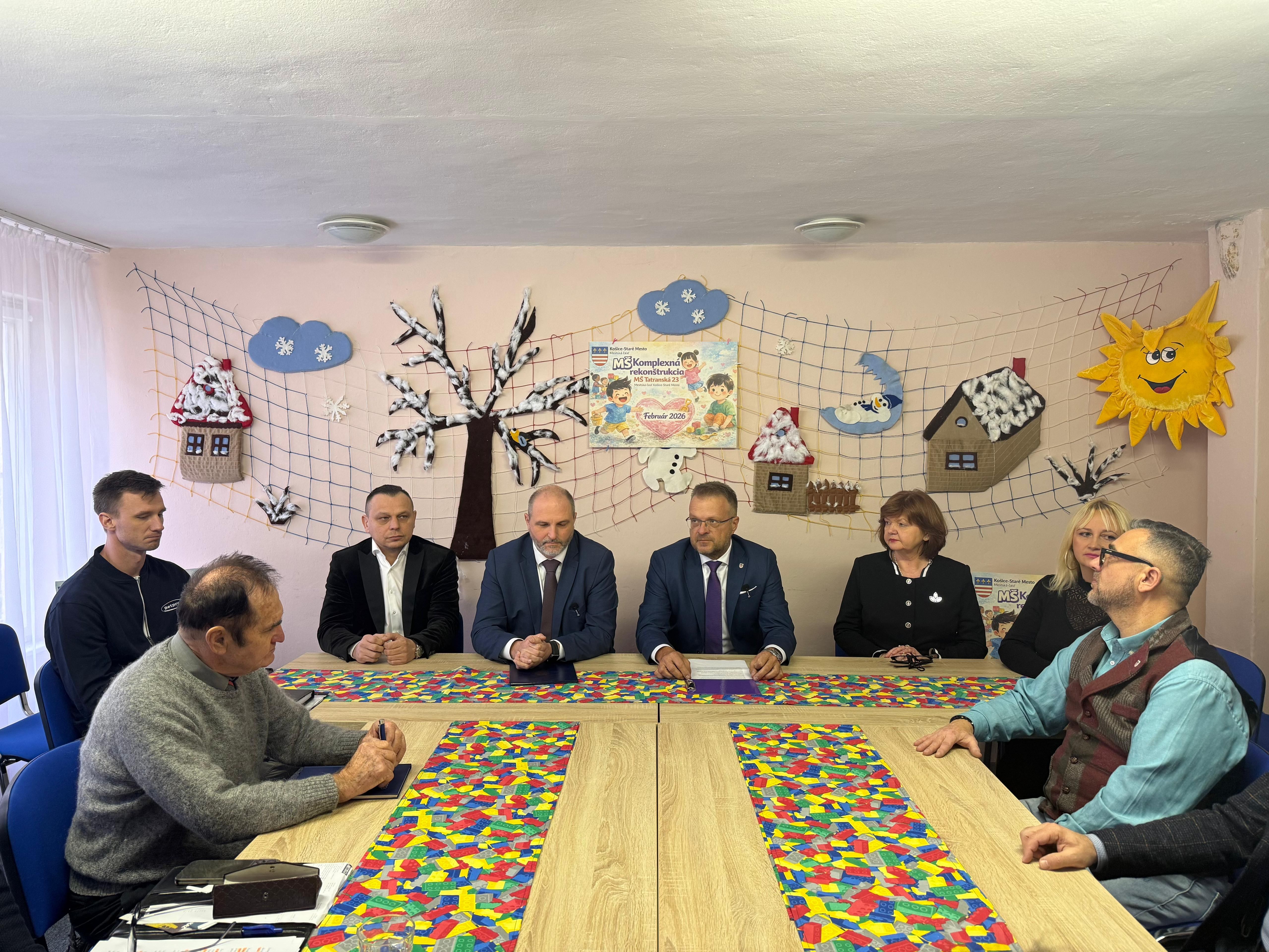 1760554b-5fcb-4cc7-ba7b-0d117bcf5537