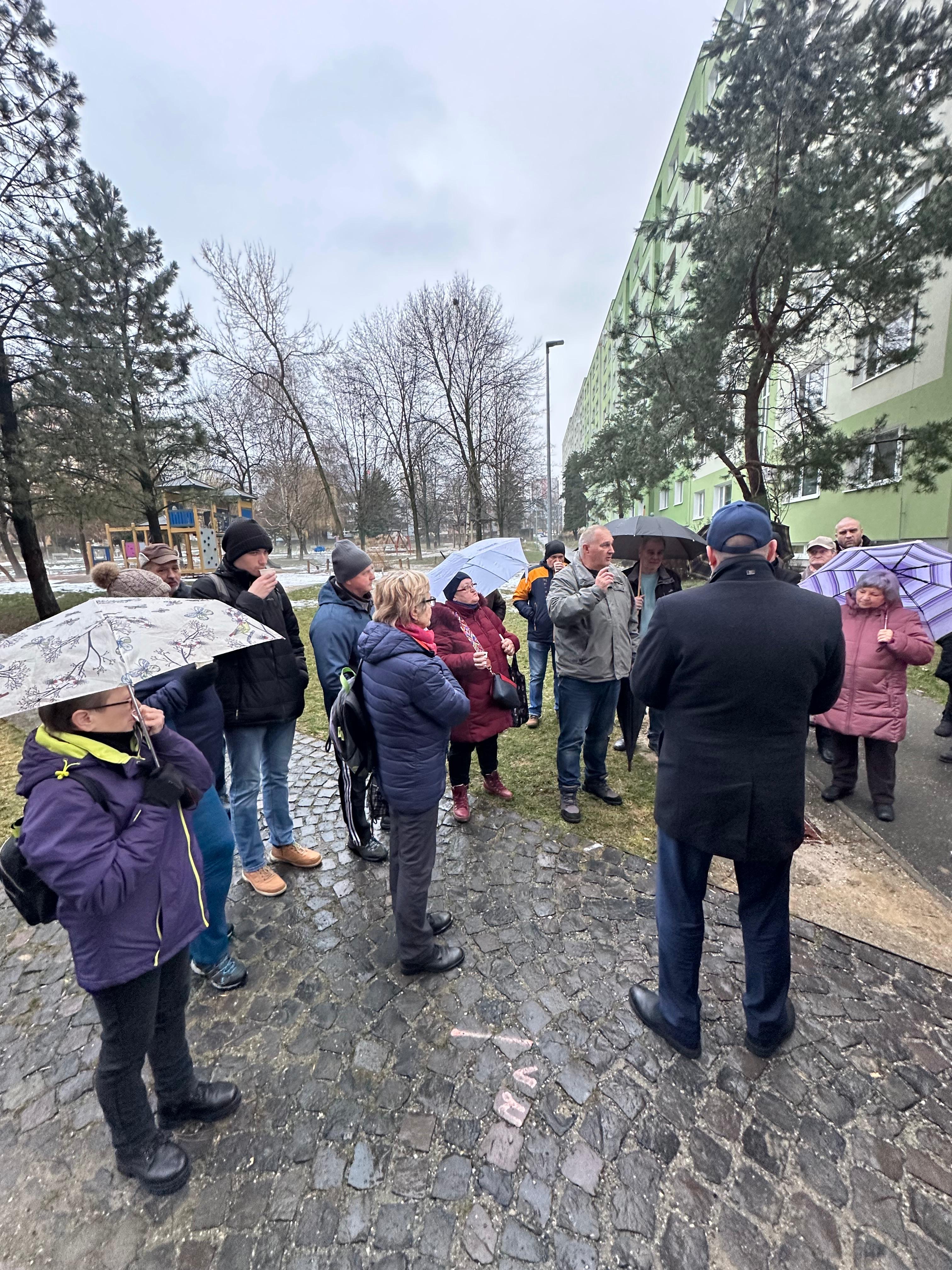 3715a48f-dcb7-40d5-bbb9-7cd8a2debb2f