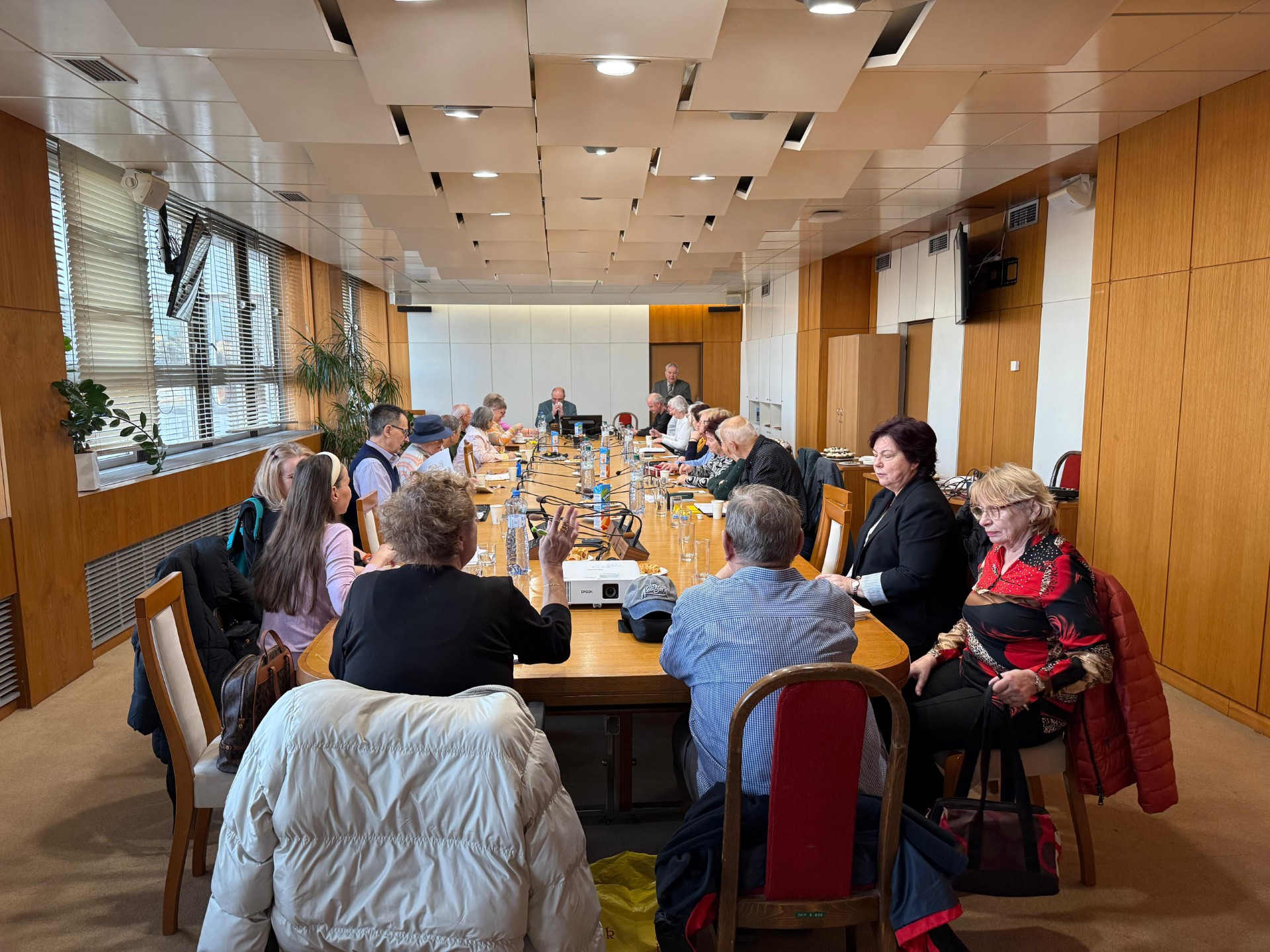 fbbda8bc-555c-44c6-bb0d-7e81c4d220f2