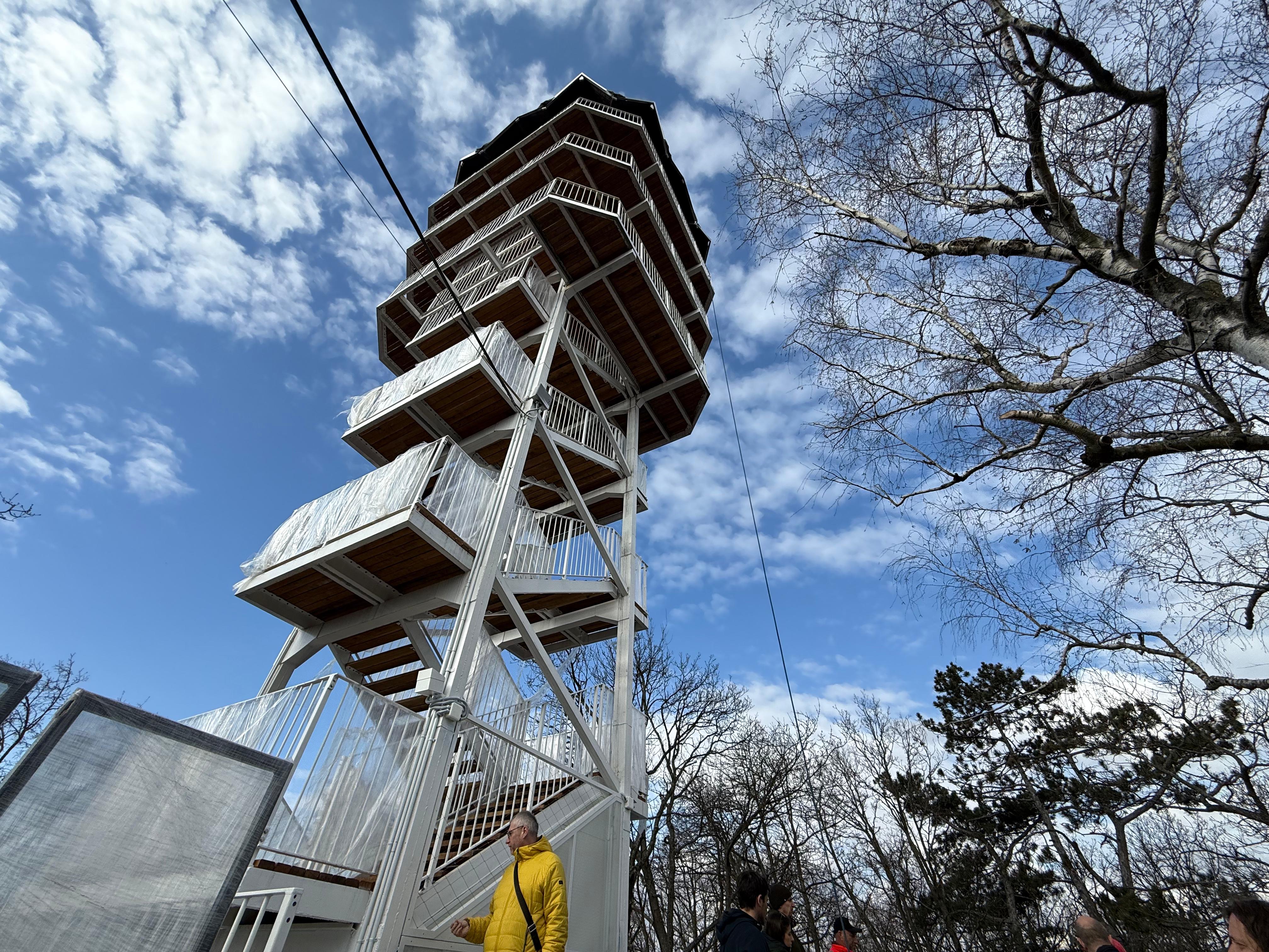 e235ca7e-aa2f-4adf-8d72-d566d92c9e06