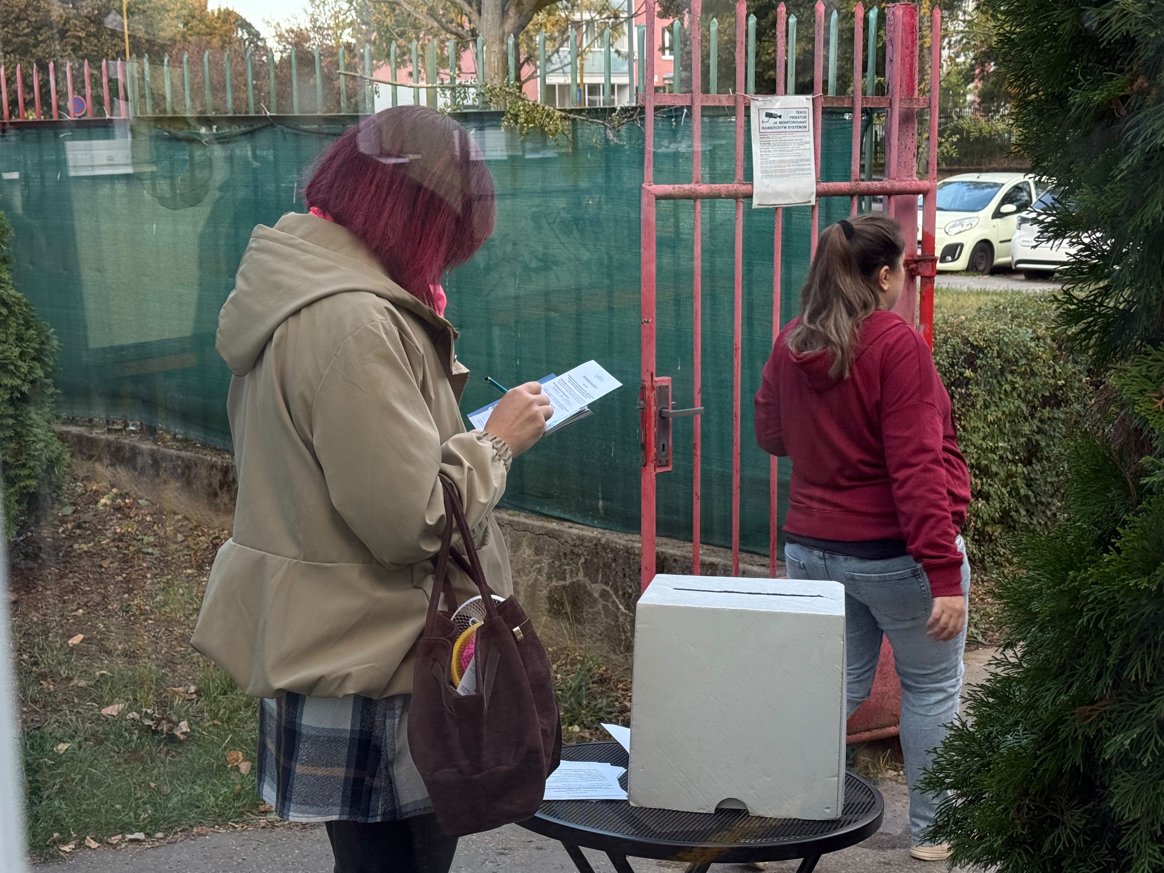 e76ac82f-30f3-4807-8a12-bda18db40615