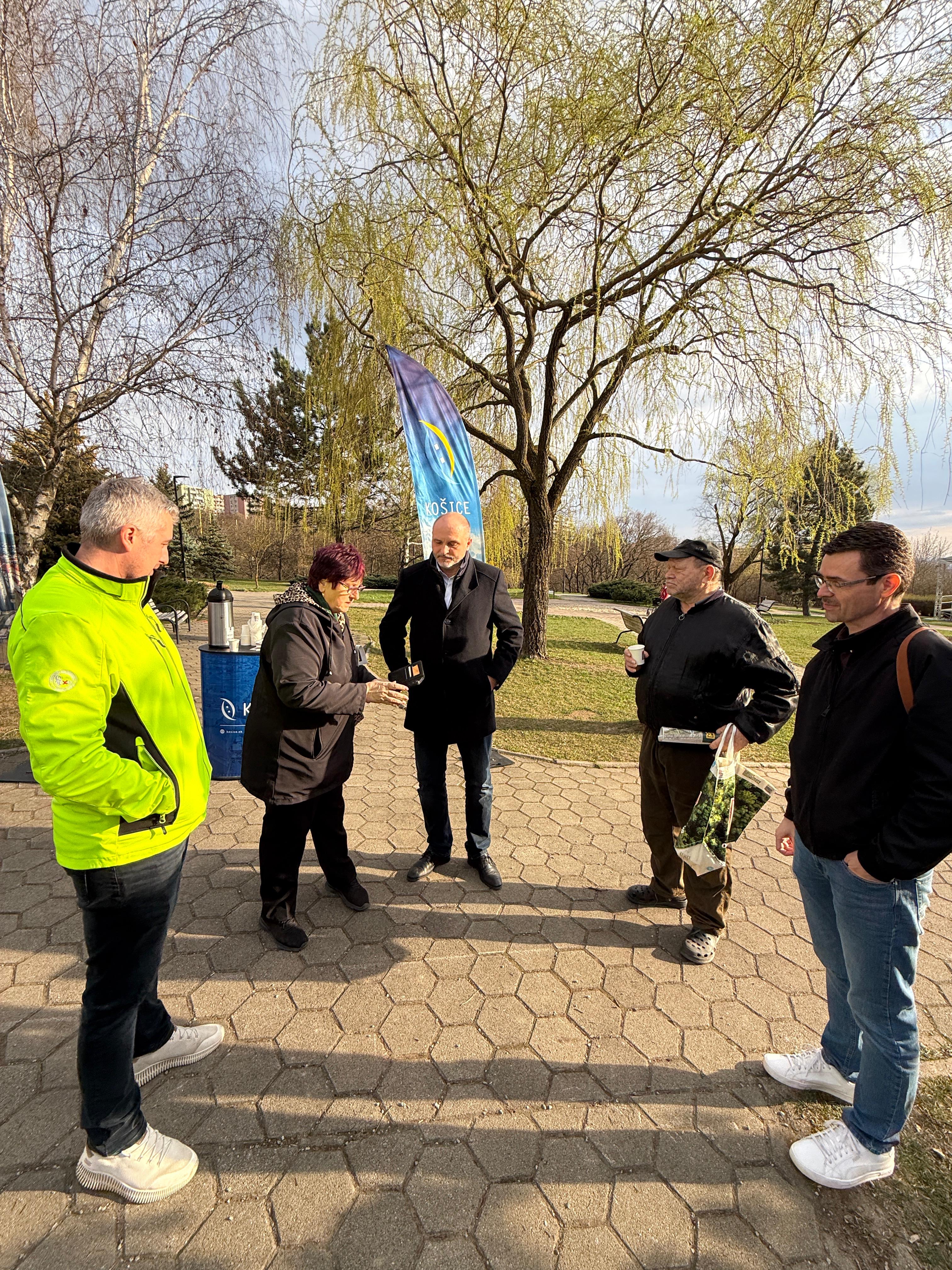 c4b220f1-ab28-4fad-9788-8fb6618ee522